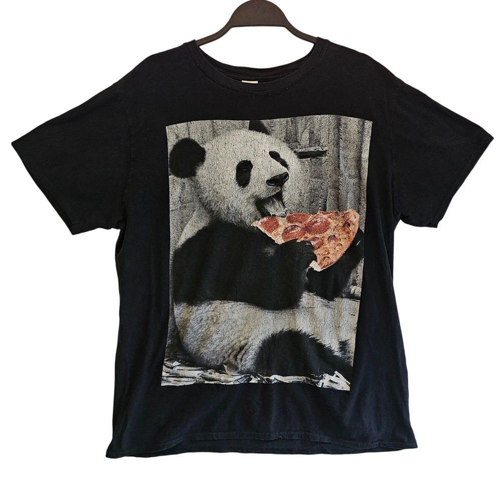 Gildan Softstyle Mens Large Black Panda Eating Pizza Graphic T-Shirt Humor Tee
